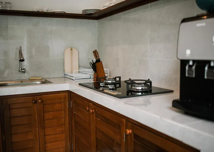 Kubu Becik Villa *